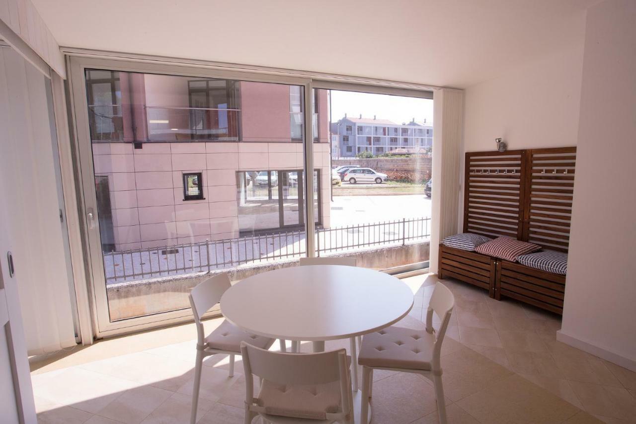 Downtown Beach Apartments Umag Eksteriør bilde