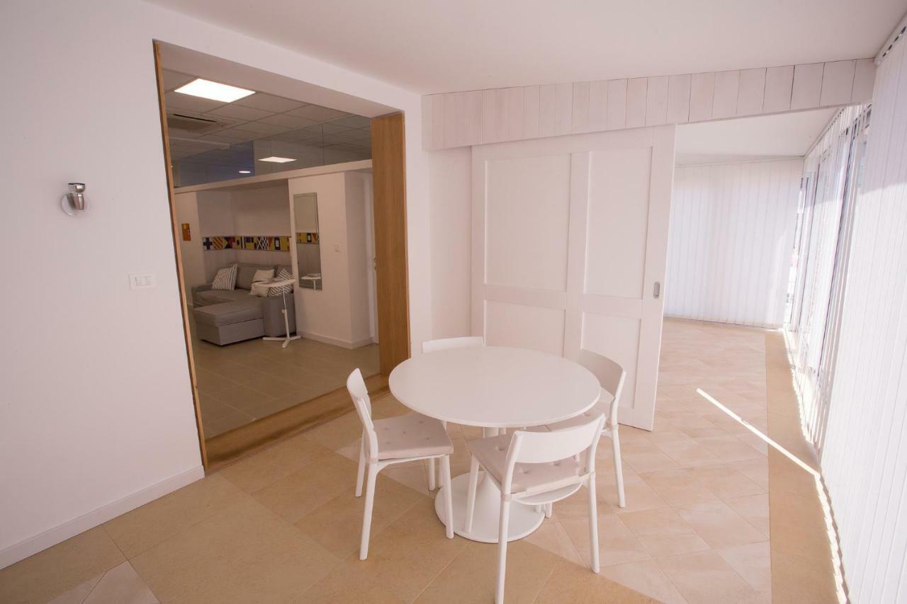 Downtown Beach Apartments Umag Eksteriør bilde